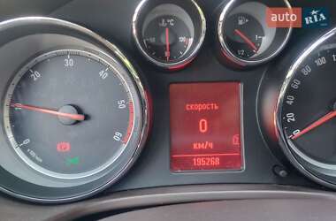 Універсал Opel Insignia 2011 в 