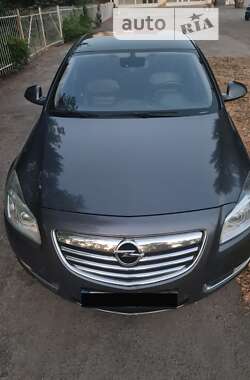 Лифтбек Opel Insignia 2010 в Запорожье