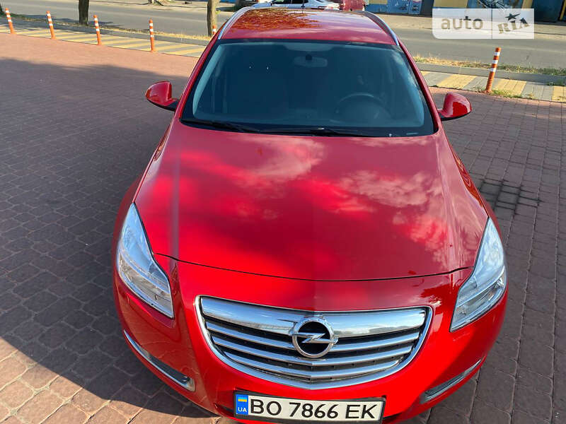 Універсал Opel Insignia 2011 в Полтаві