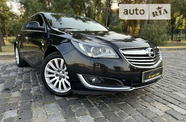 Седан Opel Insignia 2014 в Києві