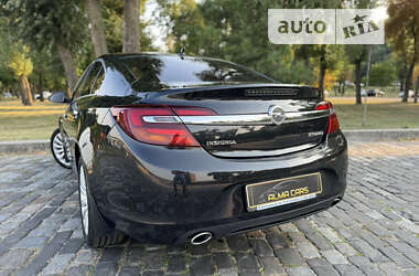 Седан Opel Insignia 2014 в Києві