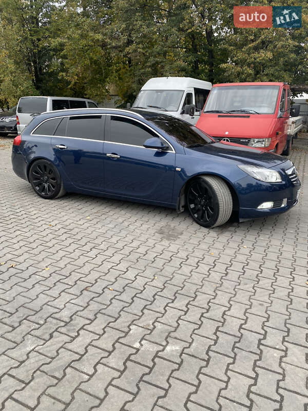Универсал Opel Insignia 2010 в Тернополе