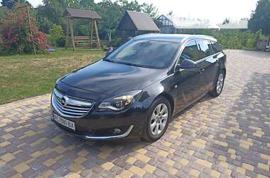 Универсал Opel Insignia 2015 в Киеве