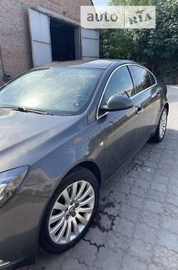 Седан Opel Insignia 2011 в Черкассах