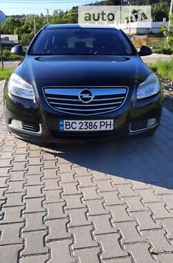 Універсал Opel Insignia 2012 в Дунаївцях