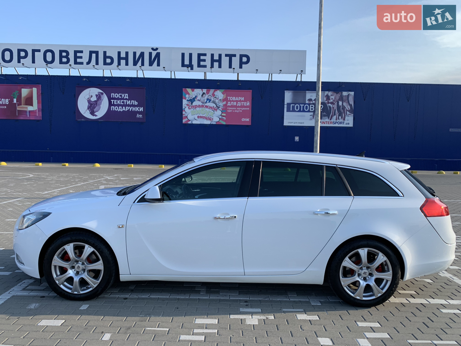 2011 Opel Insignia - мініатюра 8