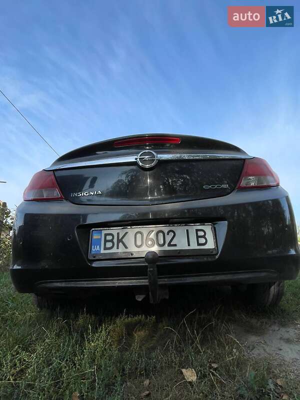 Седан Opel Insignia 2010 в Сарнах фото 3 Седан Opel Insignia 2010 в Сарнах