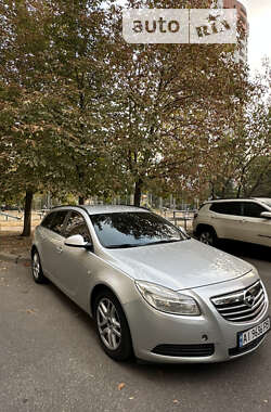 Універсал Opel Insignia 2011 в Ромнах