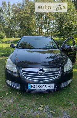 Лифтбек Opel Insignia 2011 в Мостиске