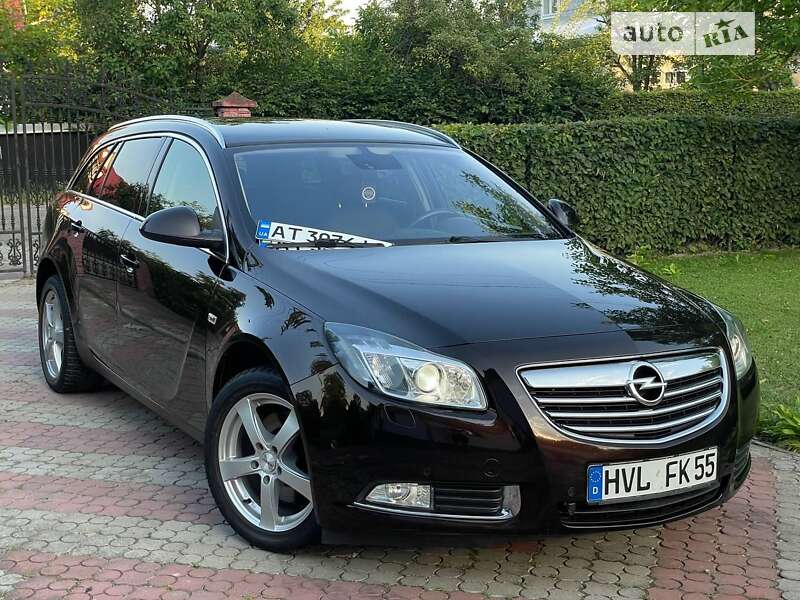 Opel Insignia 2011