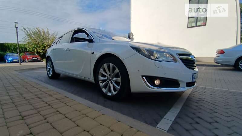 Универсал Opel Insignia 2013 в Киеве