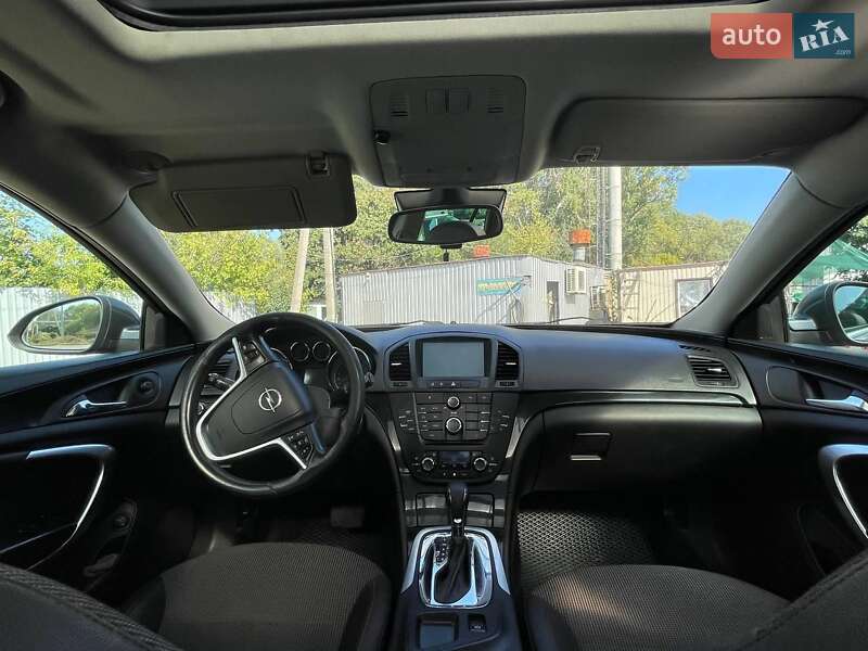 Универсал Opel Insignia 2011 в Чугуеве