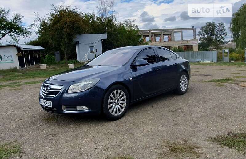 Седан Opel Insignia 2010 в Черновцах