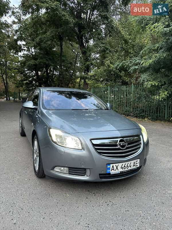 Opel Insignia 2011