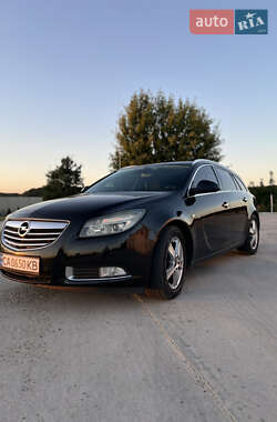 Универсал Opel Insignia 2013 в Монастырище