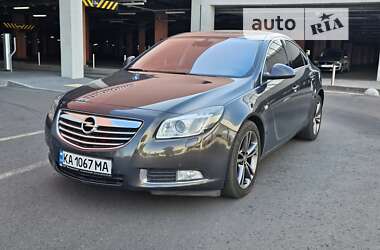 Седан Opel Insignia 2013 в Киеве