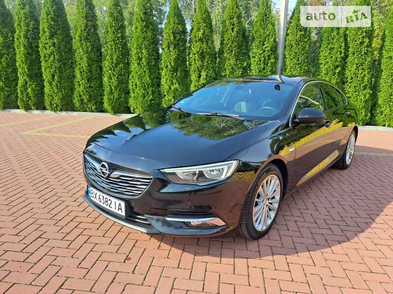 Седан Opel Insignia 2018 в Хмельницькому