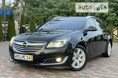 Універсал Opel Insignia 2014 в Чернівцях