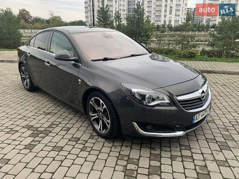 Opel Insignia 2015