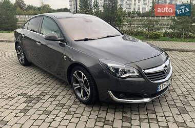 Седан Opel Insignia 2015 в 