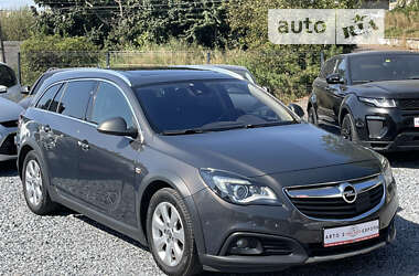 Универсал Opel Insignia 2014 в Ровно