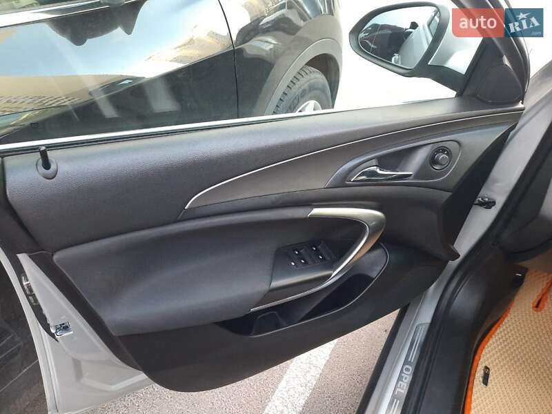 Универсал Opel Insignia 2012 в Одессе