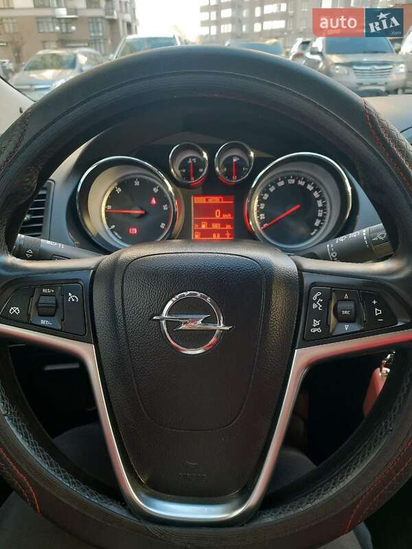 Универсал Opel Insignia 2012 в Одессе