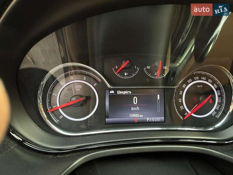 Седан Opel Insignia 2016 в Кременчуці