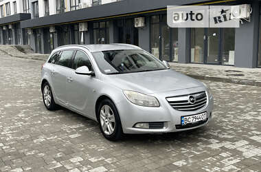 Універсал Opel Insignia 2009 в Новояворівську