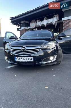 Универсал Opel Insignia 2013 в 