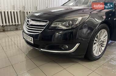 Универсал Opel Insignia 2013 в 