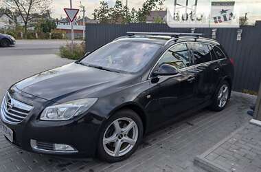 Універсал Opel Insignia 2009 в Києві