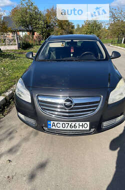 Універсал Opel Insignia 2011 в Луцьку