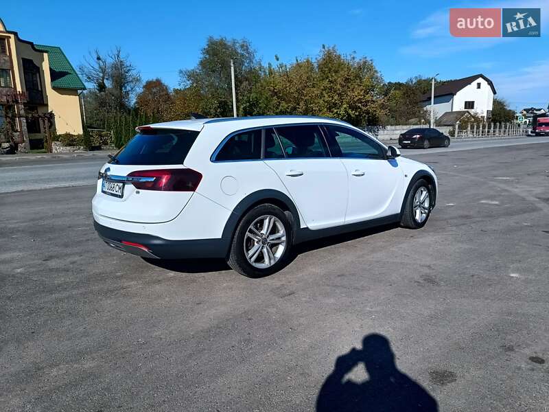 Універсал Opel Insignia 2015 в Івано-Франківську