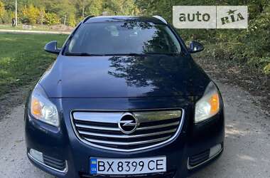 Універсал Opel Insignia 2011 в Івано-Франківську