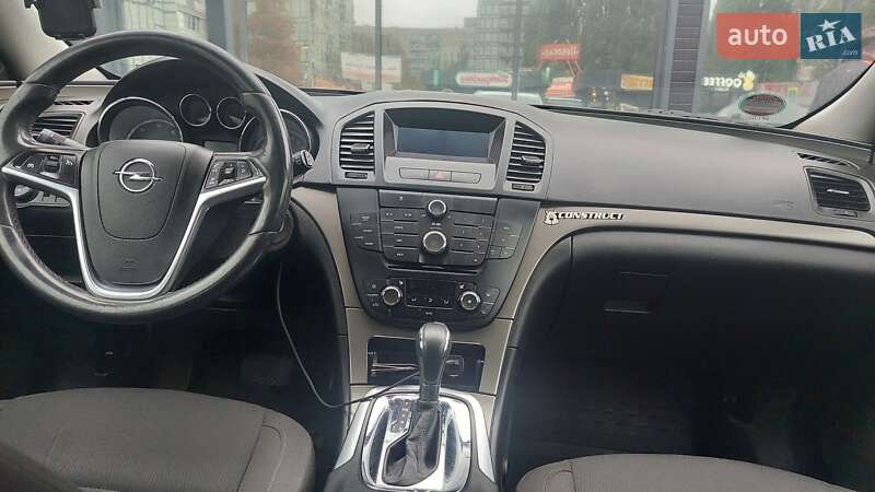 Універсал Opel Insignia 2011 в Дніпрі