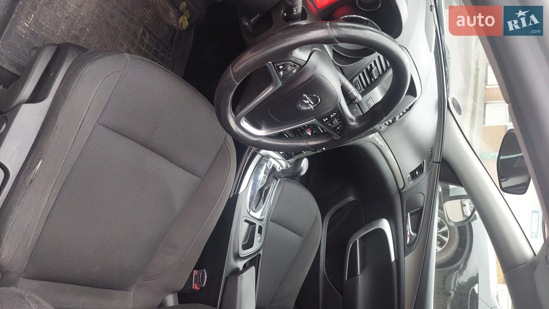 2011 Opel Insignia - мініатюра 9