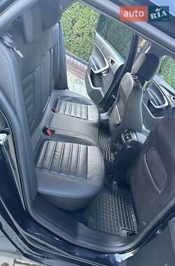 Универсал Opel Insignia 2016 в 