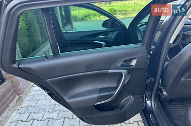 Универсал Opel Insignia 2016 в 