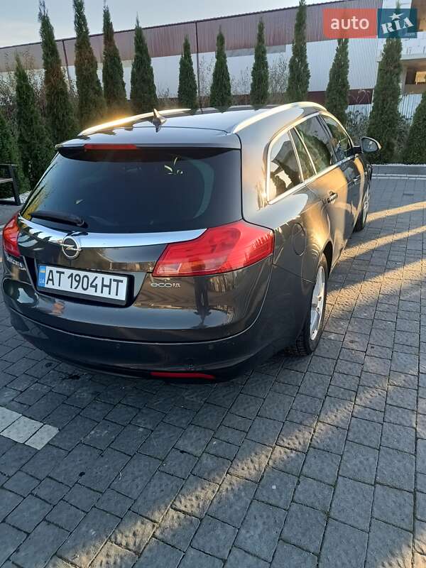 Універсал Opel Insignia 2012 в Івано-Франківську