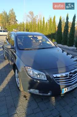 Универсал Opel Insignia 2012 в 