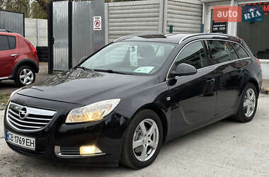 Универсал Opel Insignia 2010 в Чернигове