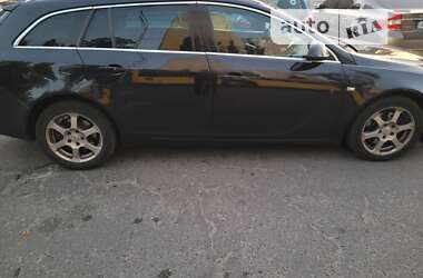 Универсал Opel Insignia 2010 в Киеве