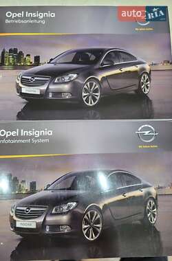 Универсал Opel Insignia 2010 в 