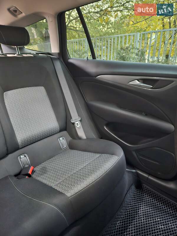 Универсал Opel Insignia 2020 в Львове фото 7 Универсал Opel Insignia 2020 в Львове