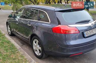 Універсал Opel Insignia 2011 в Києві