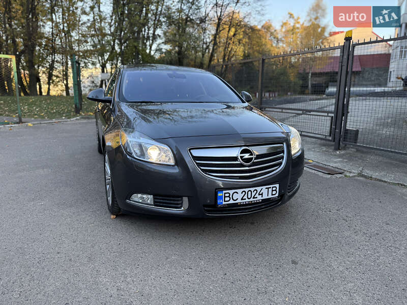 Седан Opel Insignia 2012 в Львове фото 3 Седан Opel Insignia 2012 в Львове