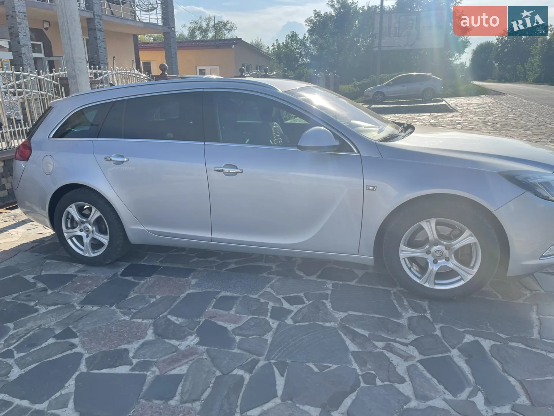 2010 Opel Insignia - мініатюра 2