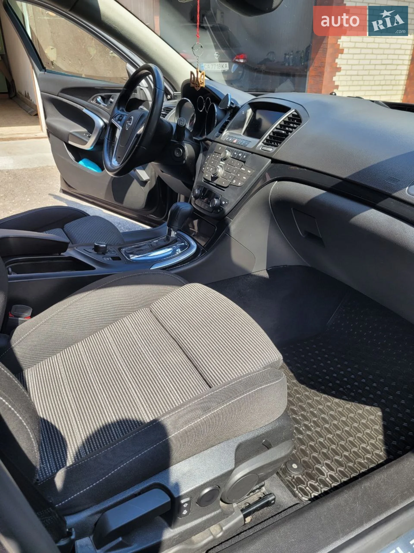 2011 Opel Insignia - мініатюра 8