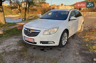 Универсал Opel Insignia 2010 в Бережанах